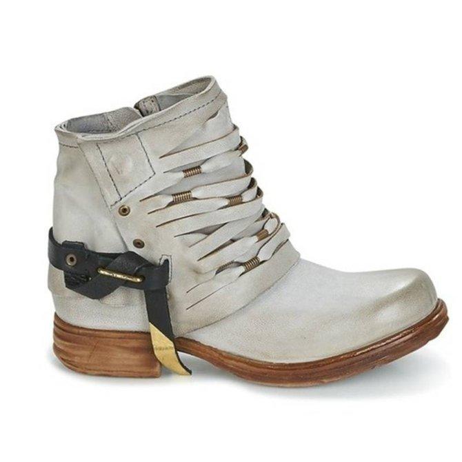 Leora - Bequeme Stiefeletten