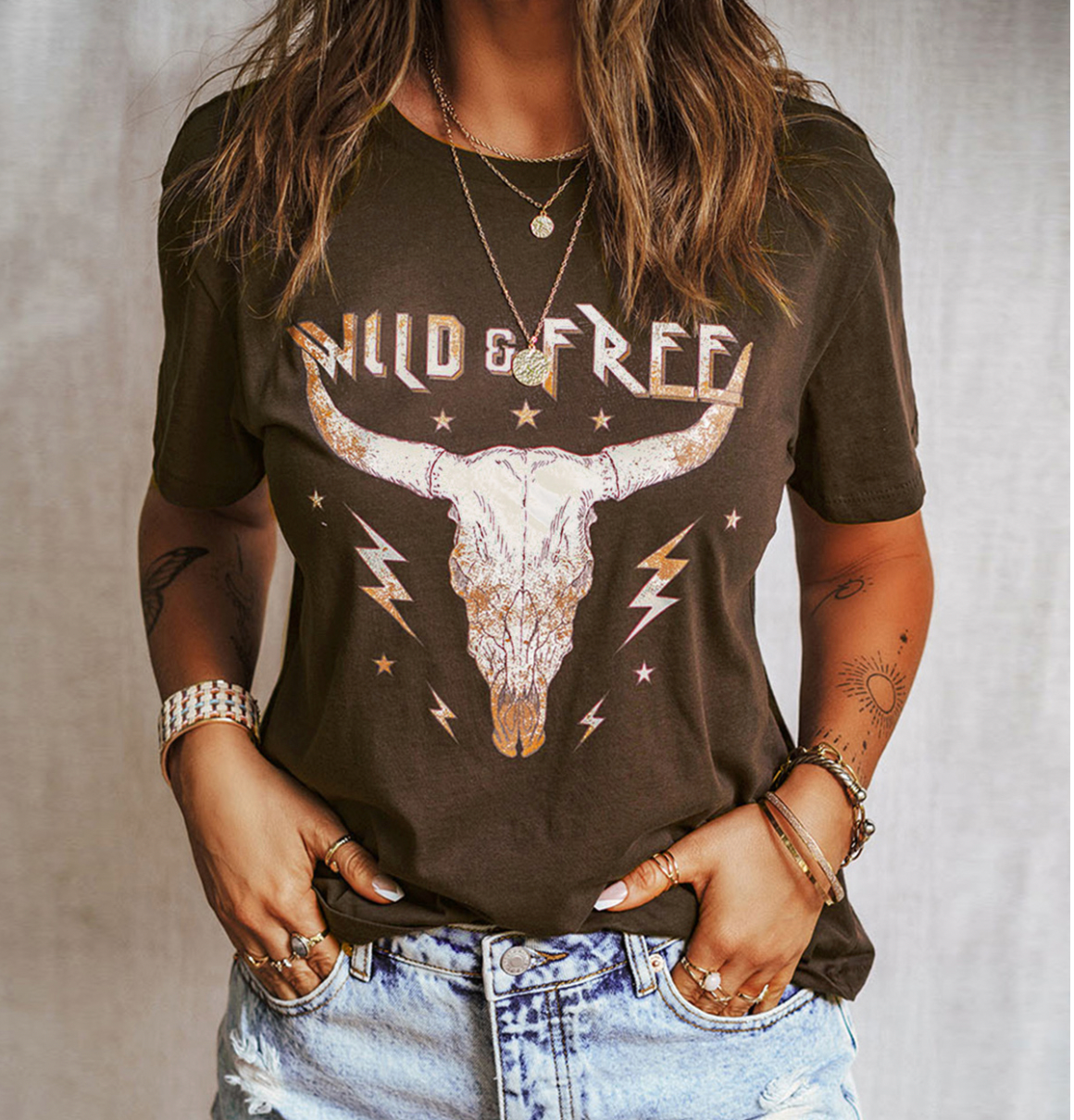 Wild - super stylisches t-shirt mit extravagantem sommer design