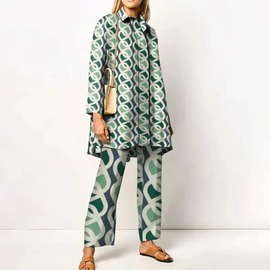 Zweiteiliges outfit mit vintage-print-pullover für damen