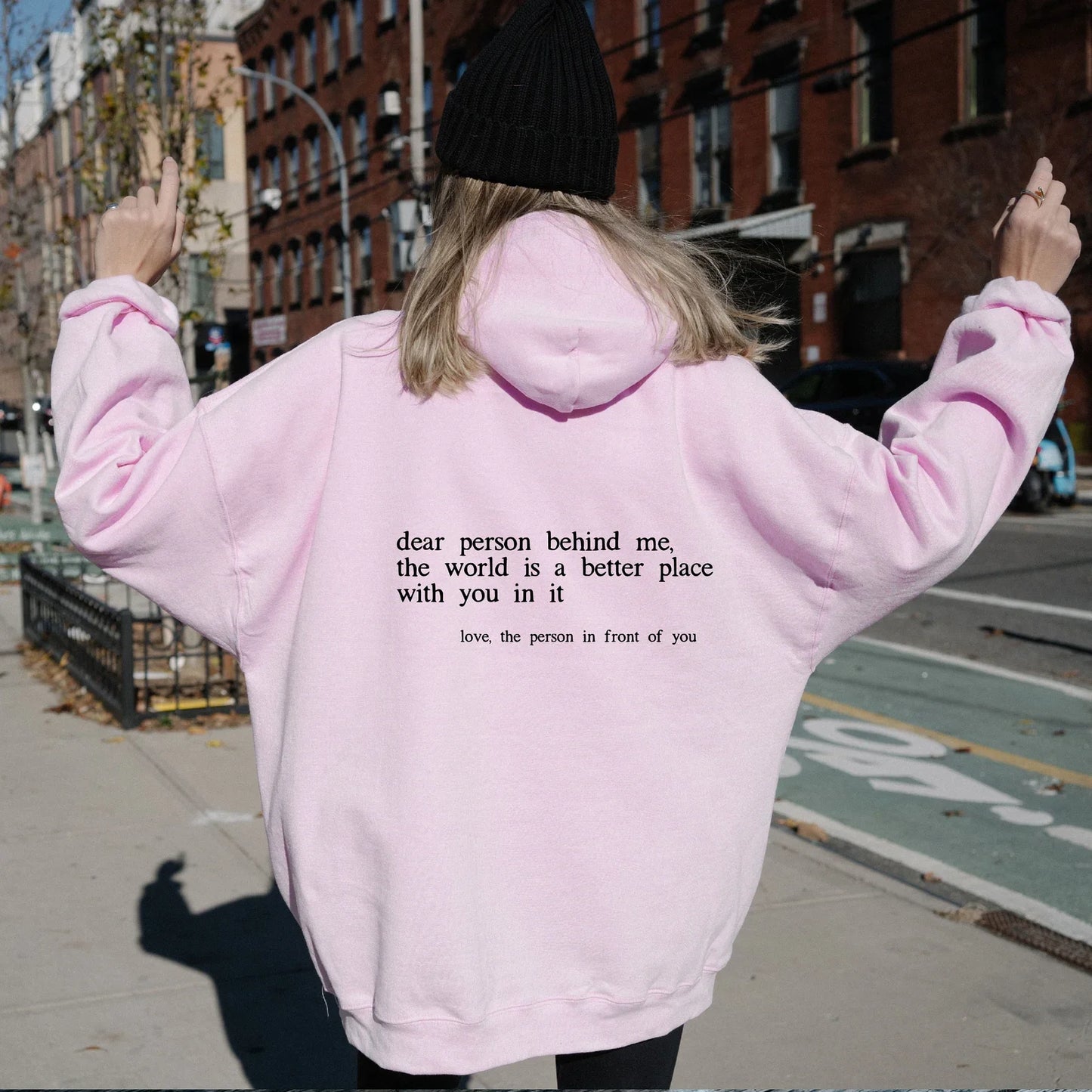 Dill - stylischer hoodie mit schriftzug